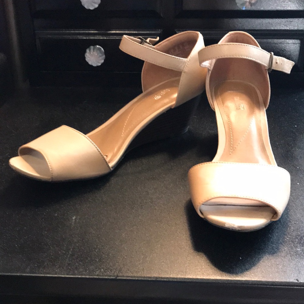 FINAL Clarks Cushion Soft 2” Leather Wood Wedge 12